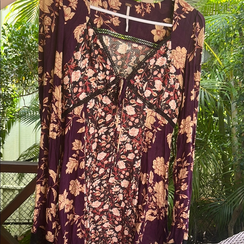 Free People -Tunic purple floral with lace